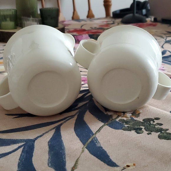 Tupperware Cream and Sugar Containers - Picture 3 of 3